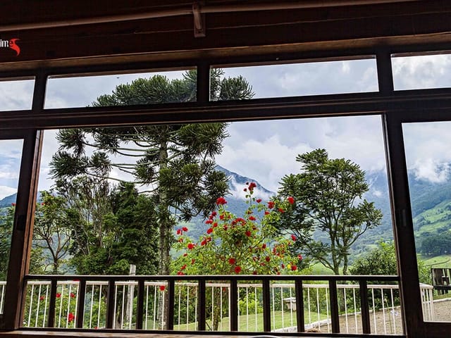 Chácara com 20000m² 9 quartos e 11 banheiros, à venda, no bairro Zona Rural em Guaratinguetá