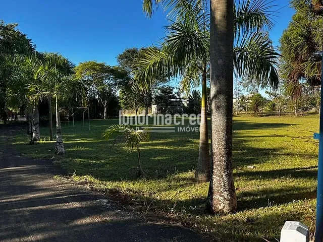 Chácara com 5000m² 3 quartos e 2 banheiros, à venda, no bairro CONDOMINIO DE CHACARAS ITAUNA em Londrina