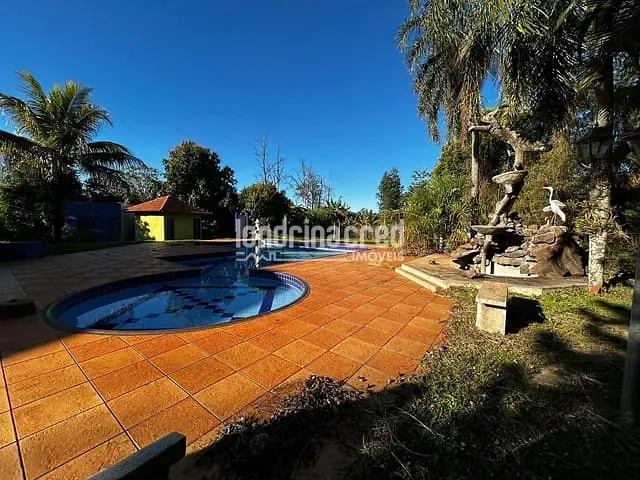 Chácara com 5000m² 3 quartos e 2 banheiros, à venda, no bairro CONDOMINIO DE CHACARAS ITAUNA em Londrina