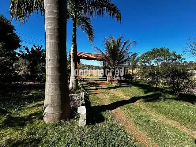 Chácara com 15200m² 5 quartos e 2 banheiros, à venda, no bairro Fazenda Nata em Londrina