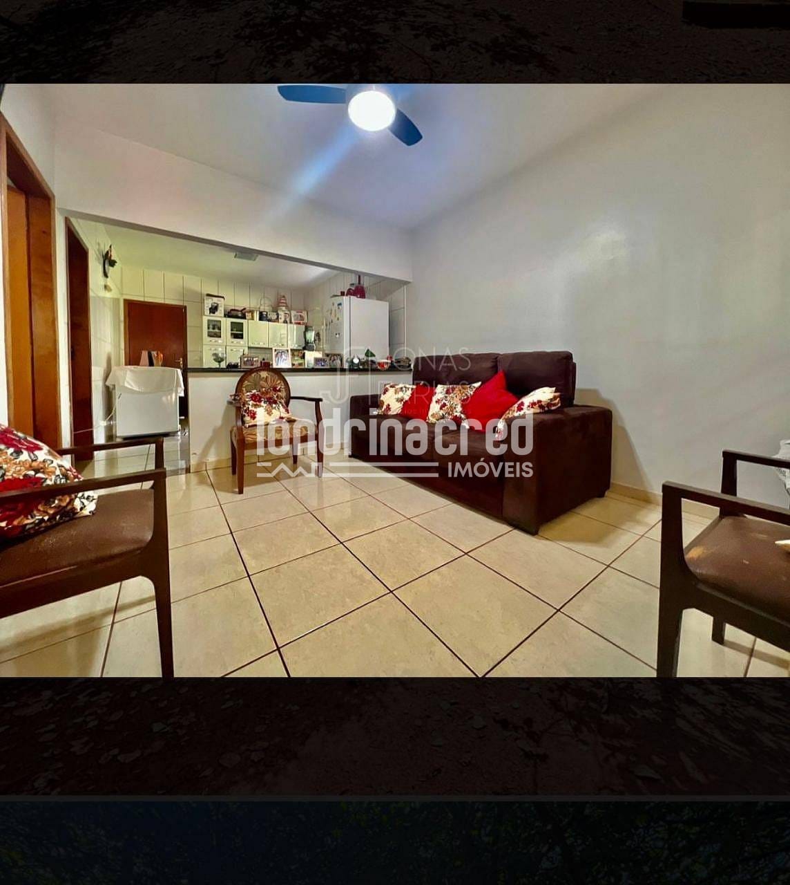 Sítio, 2 quartos, 1575 m² - Foto 2