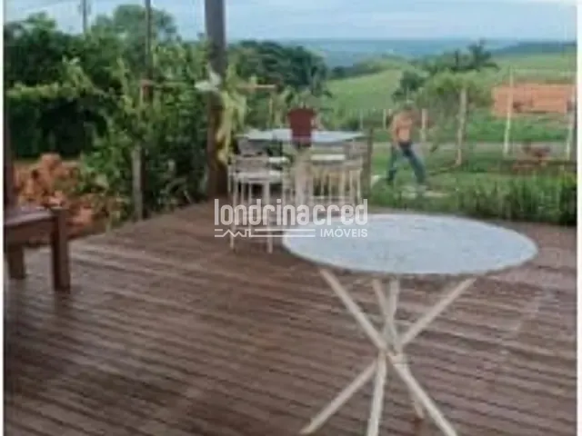 Chácara com 2500m² 2 quartos e 2 banheiros, à venda, no bairro CONDOMINIO DE CHACARAS ITAUNA em Londrina