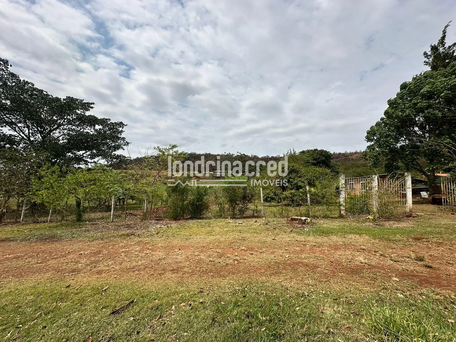Sítio, 2 quartos, 3654 m² - Foto 27