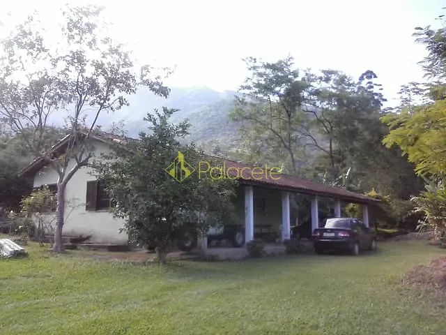 Chácara 2 quartos e 2 banheiros, à venda, no bairro Ribeirão Grande em Pindamonhangaba