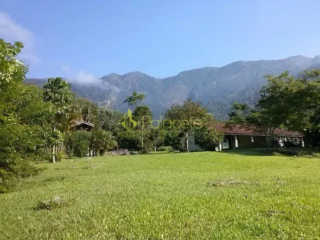 Chácara 2 quartos e 2 banheiros, à venda, no bairro Ribeirão Grande em Pindamonhangaba