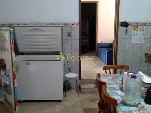 Chácara 2 quartos e 2 banheiros, à venda, no bairro Ribeirão Grande em Pindamonhangaba