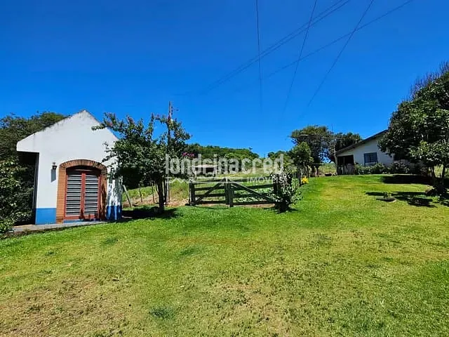 Sítio 2 quartos e 1 banheiro, à venda, no bairro Caramuru em Cambé