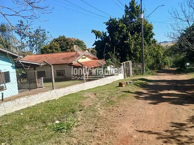 Chácara com 1600m² 3 quartos e 2 banheiros, à venda, no bairro ARÉA RURAL em Jataizinho