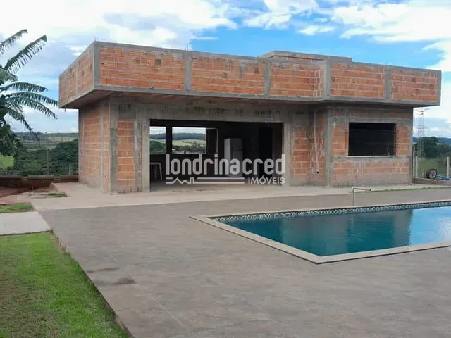 Chácara com 1000m² 1 quarto e 2 banheiros, à venda, no bairro irerê em Londrina