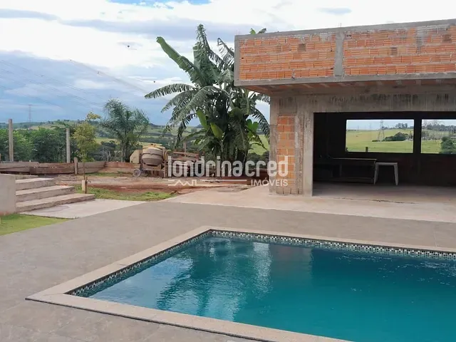 Chácara com 1000m² 1 quarto e 2 banheiros, à venda, no bairro irerê em Londrina