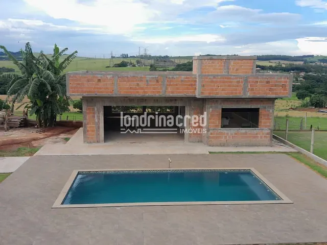 Chácara com 1000m² 1 quarto e 2 banheiros, à venda, no bairro irerê em Londrina