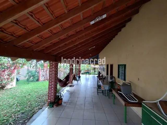 Chácara com 1520m² 2 quartos e 2 banheiros, à venda, no bairro Chácara 00011 em Ibiporã