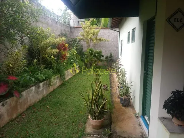 Chácara com 3000m² 2 quartos e 2 banheiros, à venda, no bairro Granjas Rurais Reunidas São Judas Tadeu em Taubaté