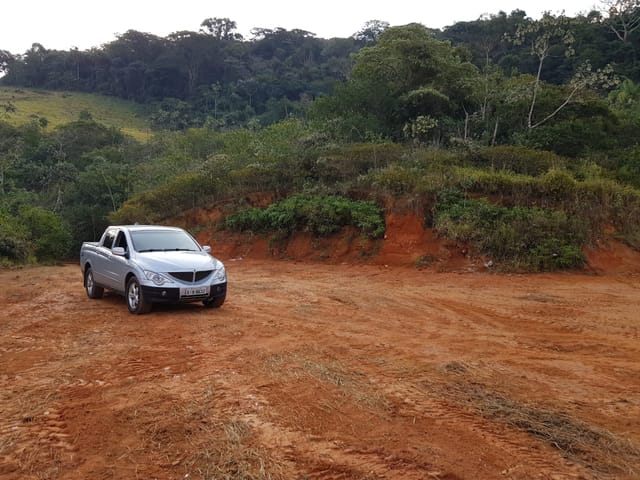 Chácara com 24000m² 2 quartos e 2 banheiros, à venda, no bairro Pinga em Pindamonhangaba