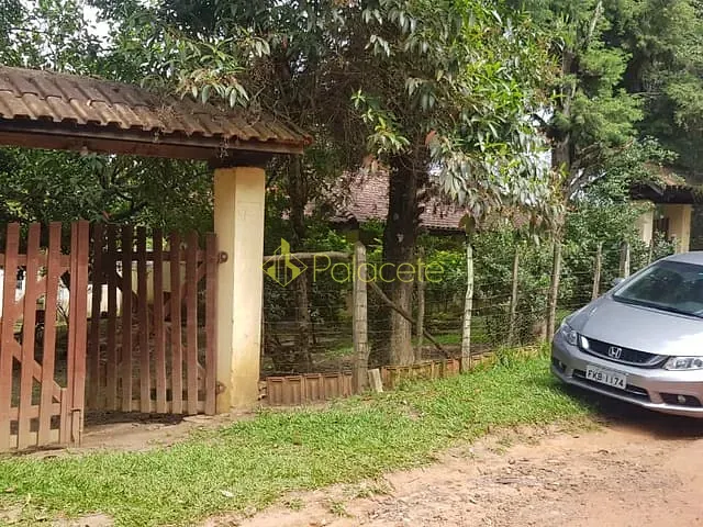 Chácara com 3300m² 2 quartos e 1 banheiro, à venda, no bairro Goiabal em Pindamonhangaba