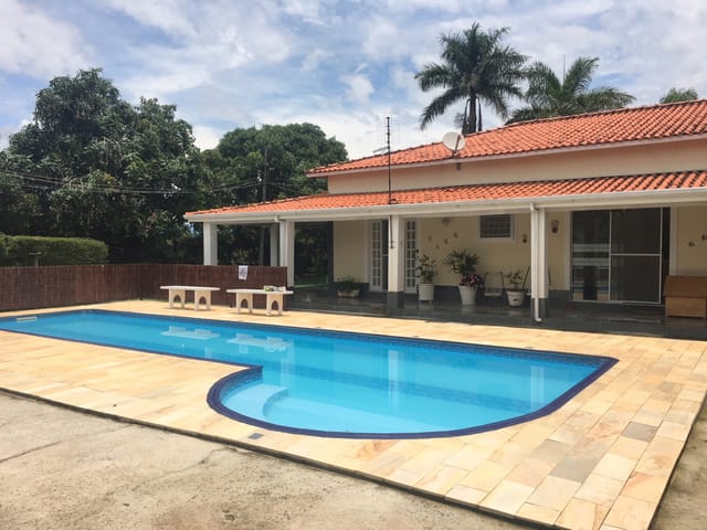 Chácara com 12563m² 3 quartos e 3 banheiros, à venda, no bairro Colônia Piaguí em Guaratinguetá