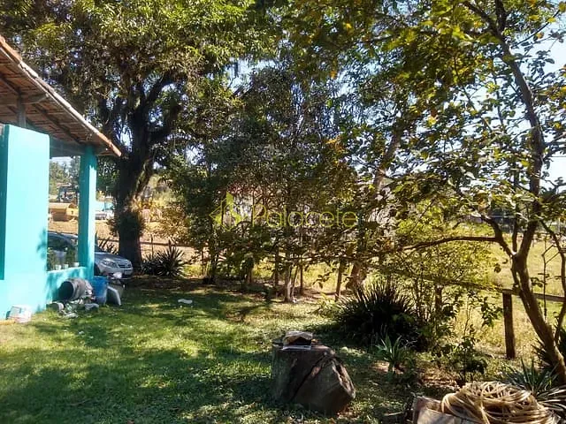 Chácara com 14000m² 3 quartos e 2 banheiros, à venda, no bairro Bosque dos Ipês em Guaratinguetá
