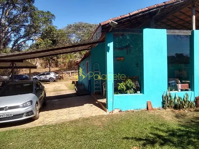 Chácara com 14000m² 3 quartos e 2 banheiros, à venda, no bairro Bosque dos Ipês em Guaratinguetá