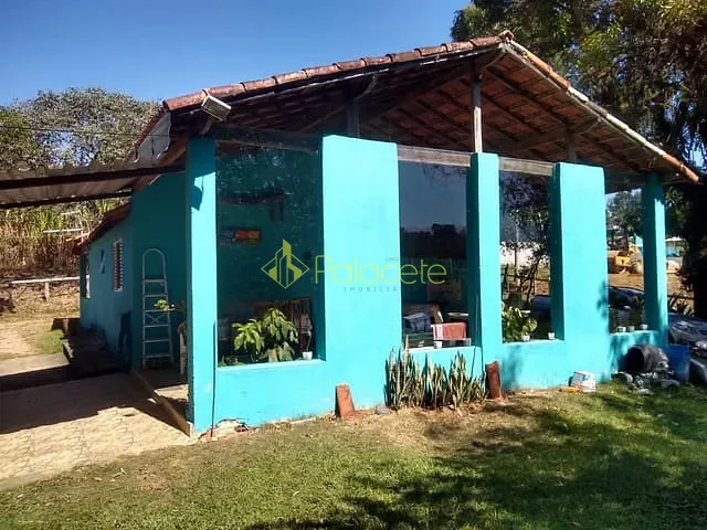 Chácara com 14000m² 3 quartos e 2 banheiros, à venda, no bairro Bosque dos Ipês em Guaratinguetá