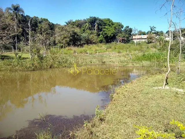 Chácara com 4000m², à venda, no bairro Bosque dos Ipês em Guaratinguetá