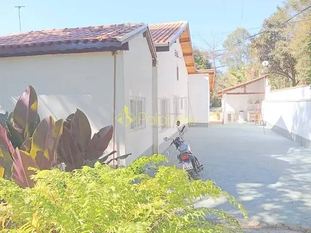 Chácara com 4000m² 10 quartos e 8 banheiros, à venda, no bairro Bom Jardim II em Guaratinguetá