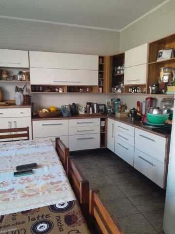 Chácara com 2400m² 3 quartos e 2 banheiros, à venda, no bairro Chácaras Reunidas em Pindamonhangaba