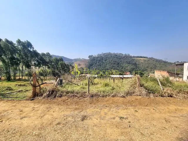 Chácara à venda, no bairro Área Rural de Pindamonhangaba em Pindamonhangaba