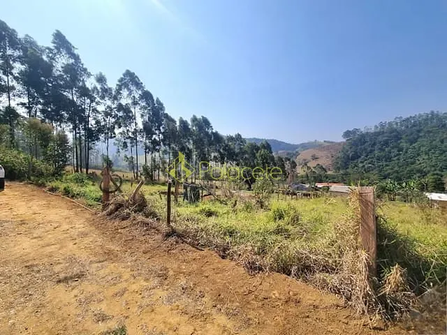 Chácara à venda, no bairro Área Rural de Pindamonhangaba em Pindamonhangaba