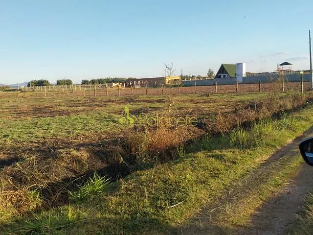 Chácara à venda, no bairro Colméia em Pindamonhangaba