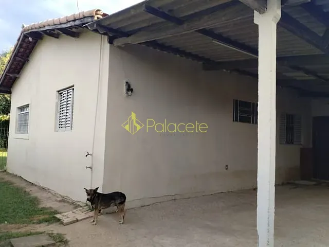 Chácara com 3948m² 3 quartos e 2 banheiros, à venda, no bairro Feital em Pindamonhangaba
