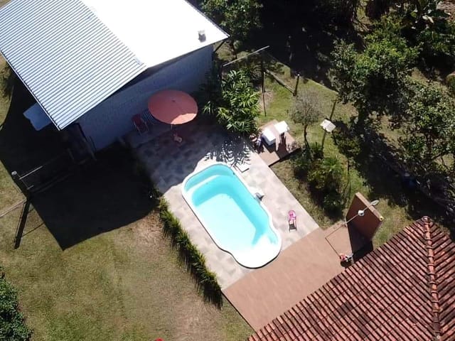 Chácara com 9600m² 3 quartos e 3 banheiros, à venda, no bairro Bairro do Pinga em Pindamonhangaba
