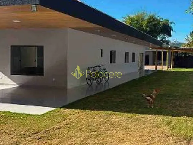 Chácara com 1070m² 3 quartos e 2 banheiros, à venda, no bairro Bom Sucesso em Pindamonhangaba