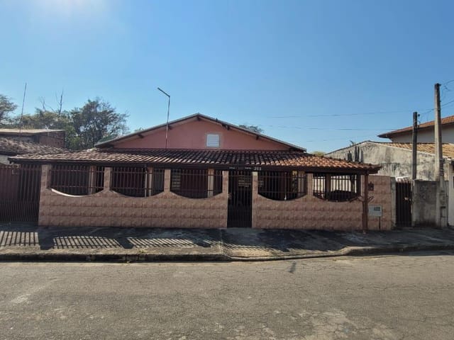 Chácara com 600m², à venda, no bairro Residencial e Comercial Cidade Morumbi em Pindamonhangaba