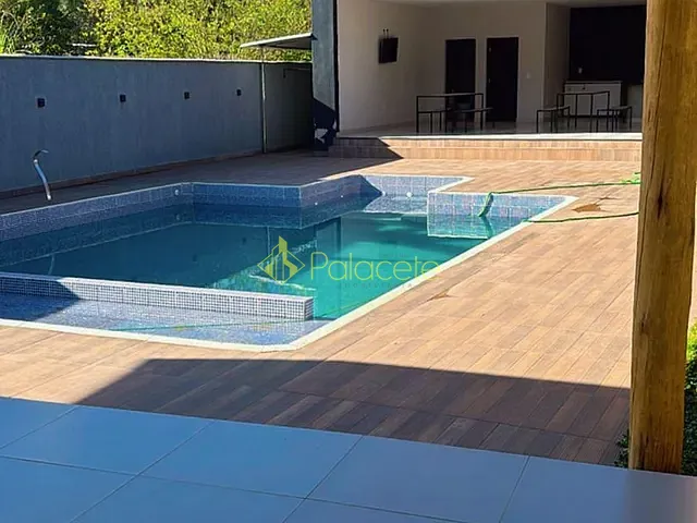 Chácara com 1060m² 3 quartos e 3 banheiros, à venda, no bairro Bom Sucesso em Pindamonhangaba