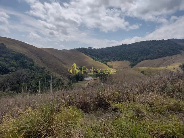 Chácara com 20000m², à venda, no bairro Borba em Pindamonhangaba