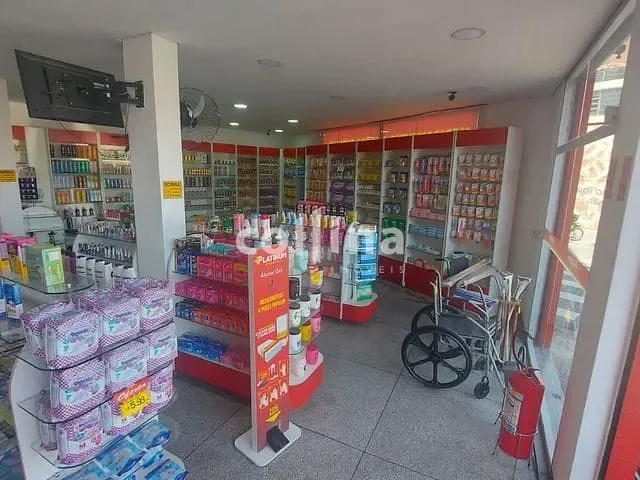 Conjunto comercial com 375m², à venda, no bairro Centro em Carapicuíba
