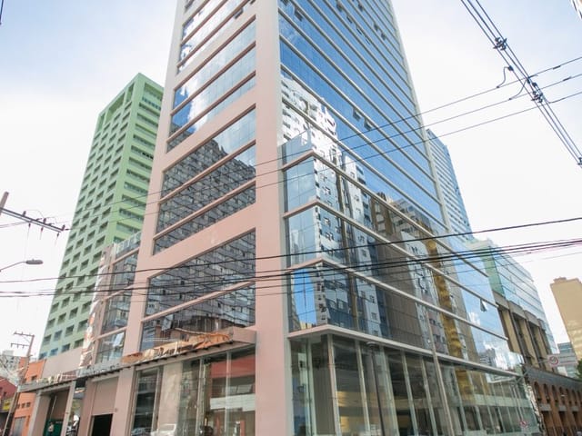 Foto do Conjunto comercial - Conjuntos comerciais e Lojas para locação, 38 à 404 m² privativos, com ou sem vaga de garagem, pé direito Livre de 2,80m, Centro, Curitiba, PR | Imobiliária GreenVille