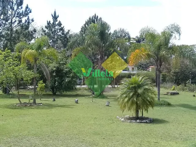 Conjunto comercial com 10000m², à venda, no bairro Freguesia da Escada em Guararema