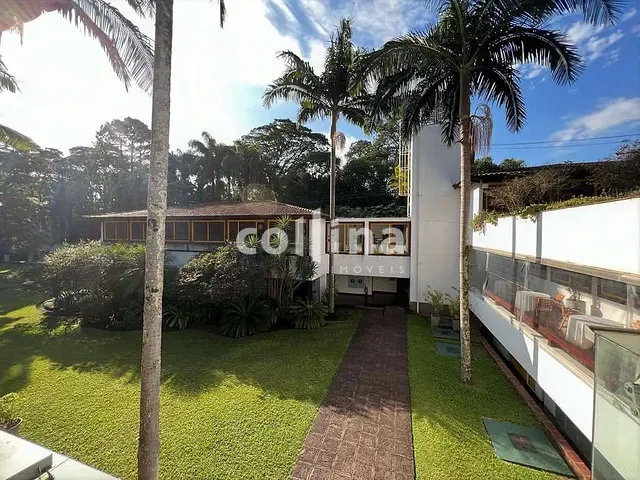 Conjunto comercial com 7854m², à venda, no bairro Granja Viana em Cotia