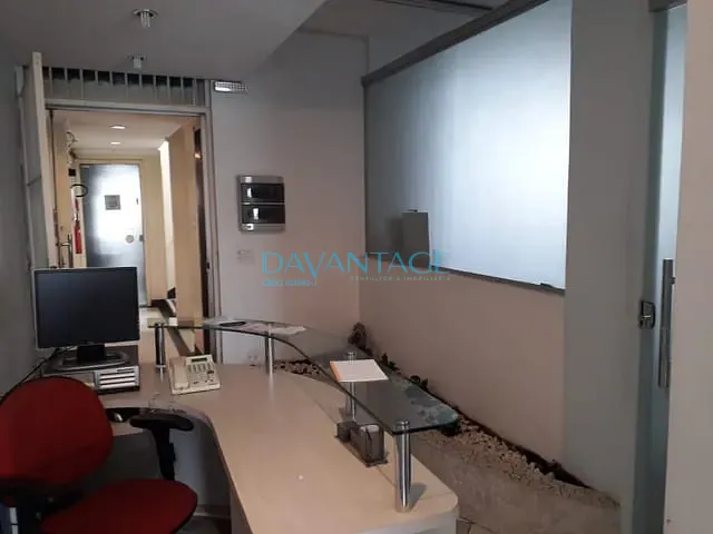 Conjunto comercial com 89m², à venda, no bairro Água Branca em São Paulo