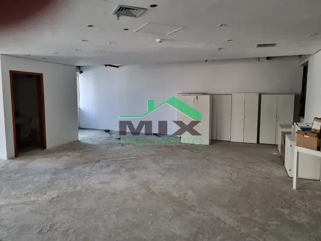 Conjunto comercial com 96m², para alugar, no bairro Vila Olímpia em São Paulo