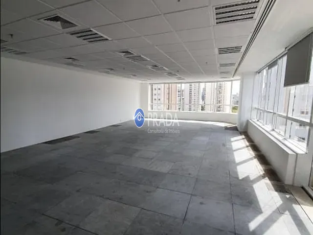 Conjunto comercial com 295m², para alugar, no bairro Cidade Monções em São Paulo