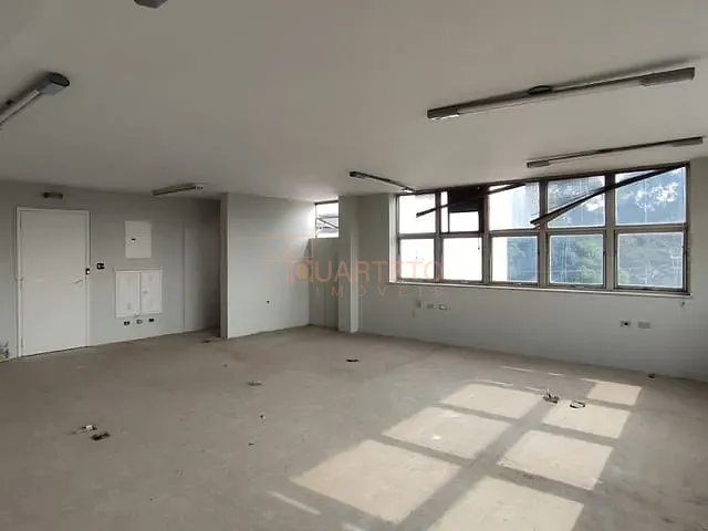 Conjunto comercial à venda ou para alugar, no bairro Consolação em São Paulo