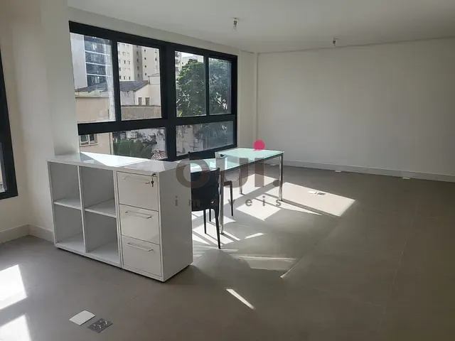 Conjunto comercial à venda, no bairro Jardins em São Paulo