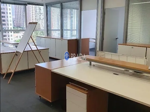 Conjunto comercial com 290m², para alugar, no bairro Cidade Monções em São Paulo