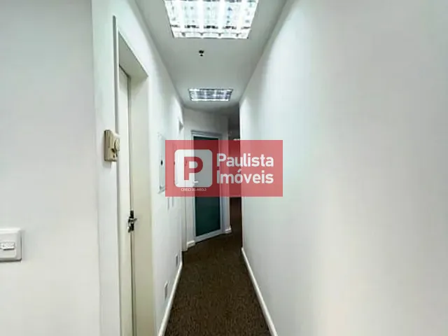 Conjunto comercial com 180m², à venda ou para alugar, no bairro Campo Belo em São Paulo