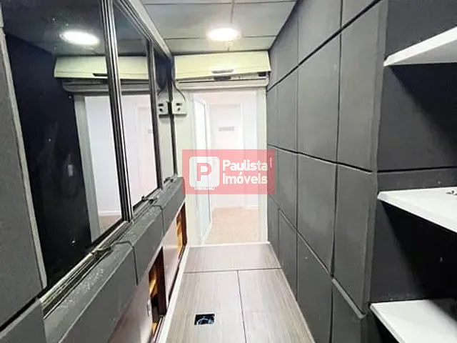 Conjunto comercial com 180m², à venda ou para alugar, no bairro Campo Belo em São Paulo