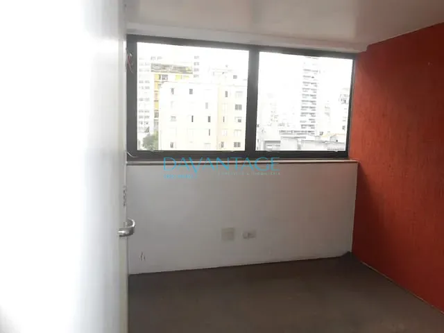 Conjunto comercial com 33m², para alugar, no bairro Santa Cecília em São Paulo