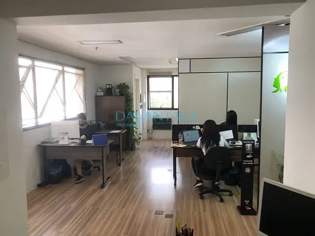 Conjunto comercial com 50m², à venda, no bairro Vila Clementino em São Paulo