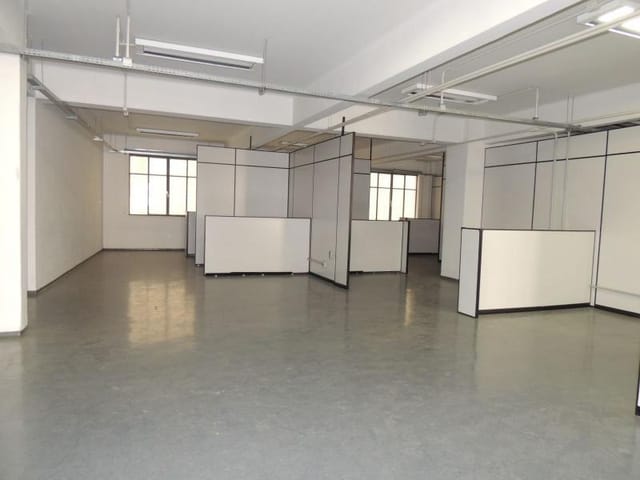 Conjunto com 550m², à venda, no bairro República em São Paulo